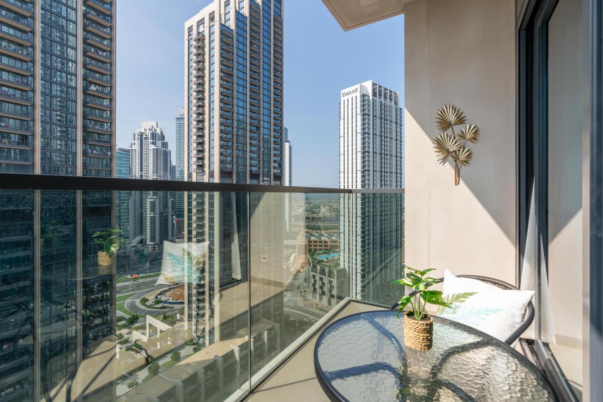 Mystic - Act One Tower Apartment *