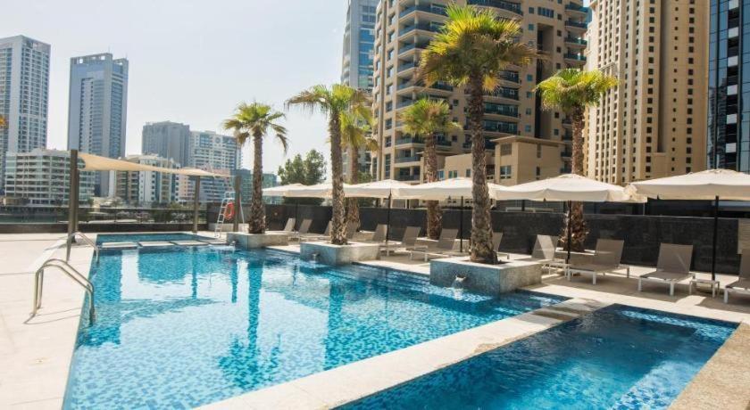 Luxurious & Modern 2br Maid, Sparkle Tower Marina - 10ab4 Apartment *