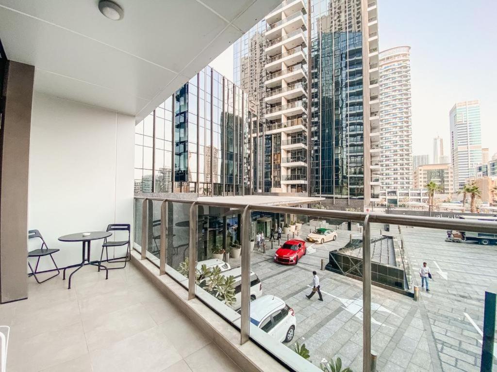 Luxurious & Modern 2br Maid, Sparkle Tower Marina - 10ab4 Dubai