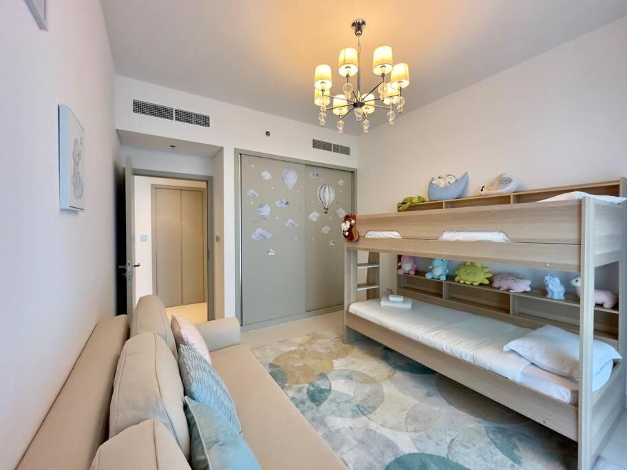 Dar Vacation-charming 2 Bedroom For Family- Emaar Front * Dubai