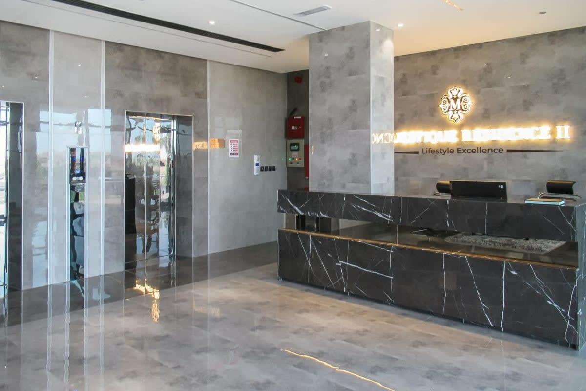 Frank Porter - Majestique 2 Apartment Dubai