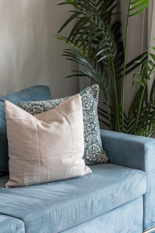 Frank Porter - Bay Central West Apartment Dubai
