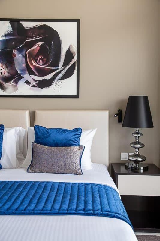 Frank Porter - Artesia Tower C Apartment *