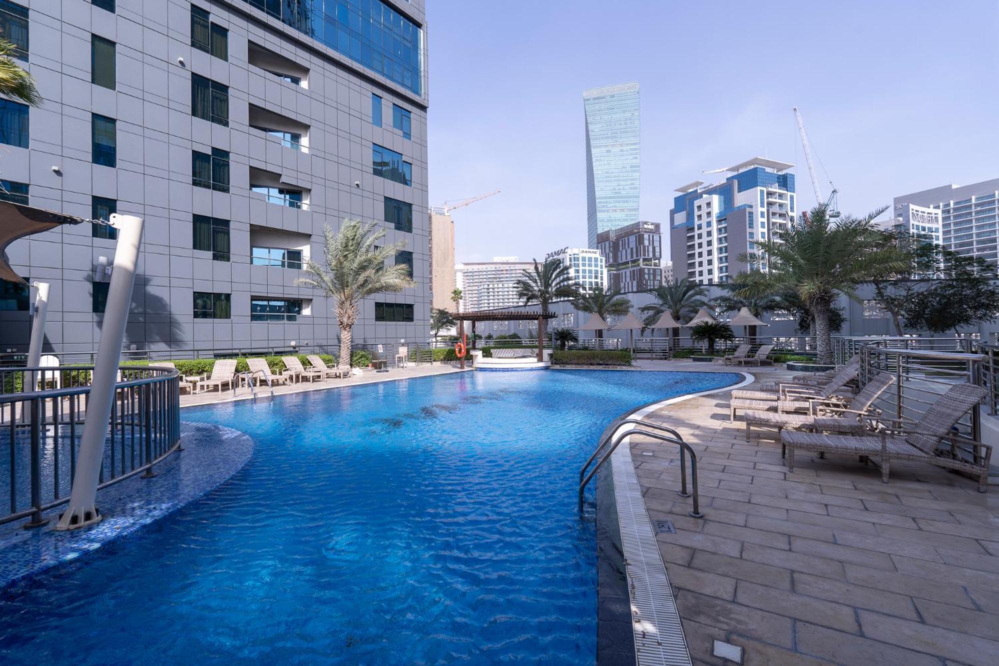 Stylish Stayz Beautiful Modern With Burj Khalifa Views Dubai