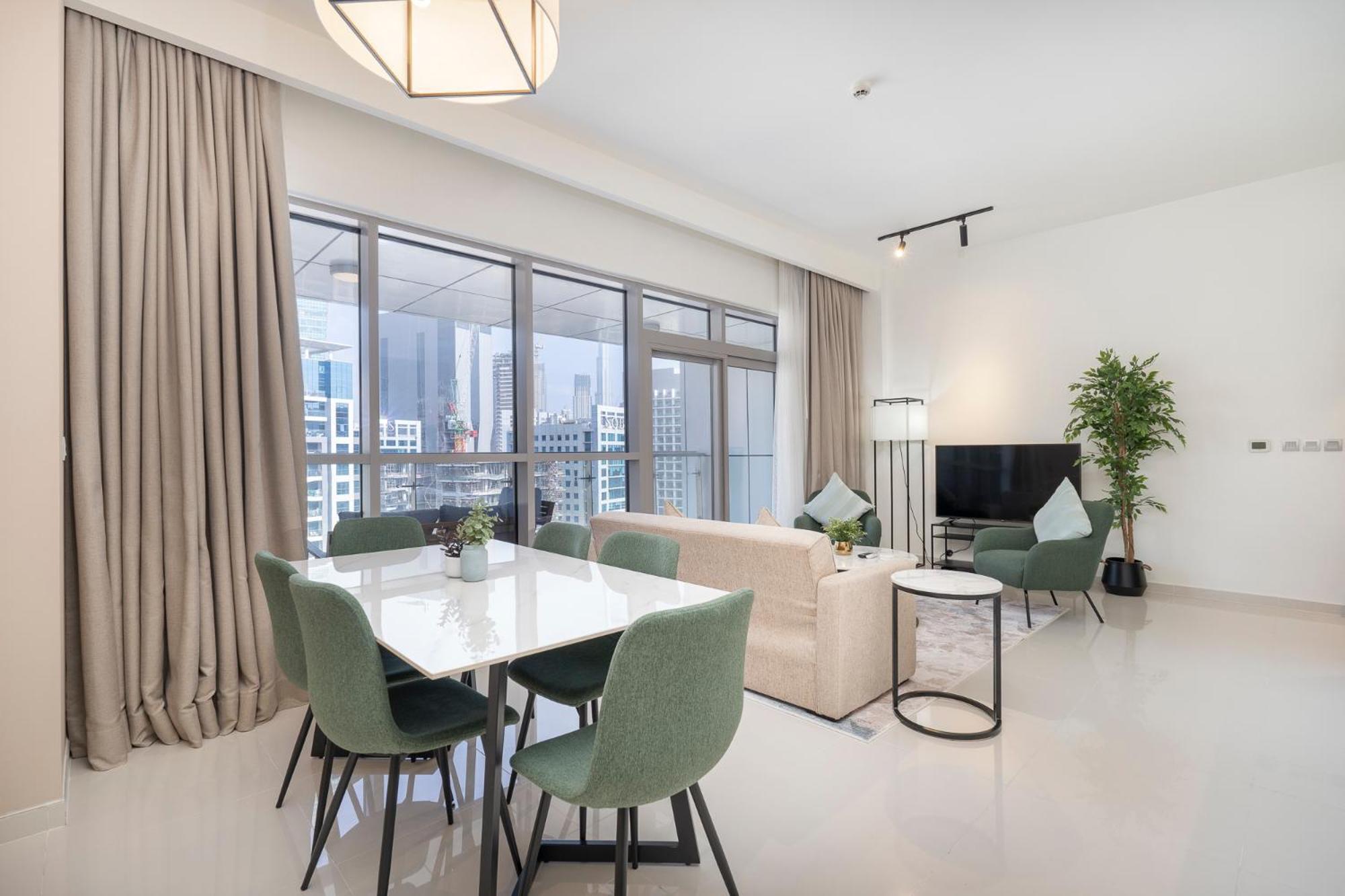 Stylish Stayz Beautiful Modern With Burj Khalifa Views *