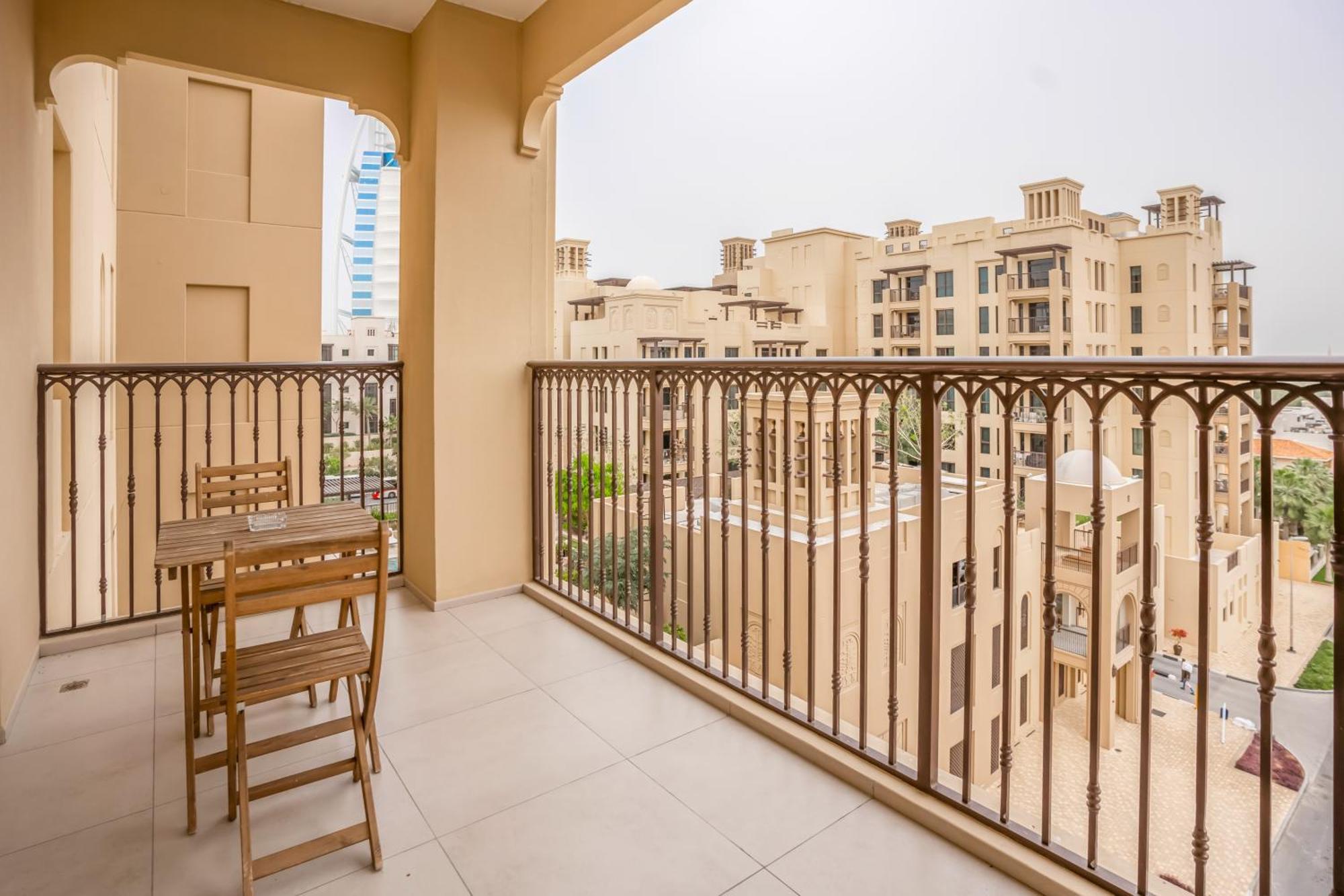 Vacay Lettings 2 Bed Retreat Near Burj Al Arab * Dubai