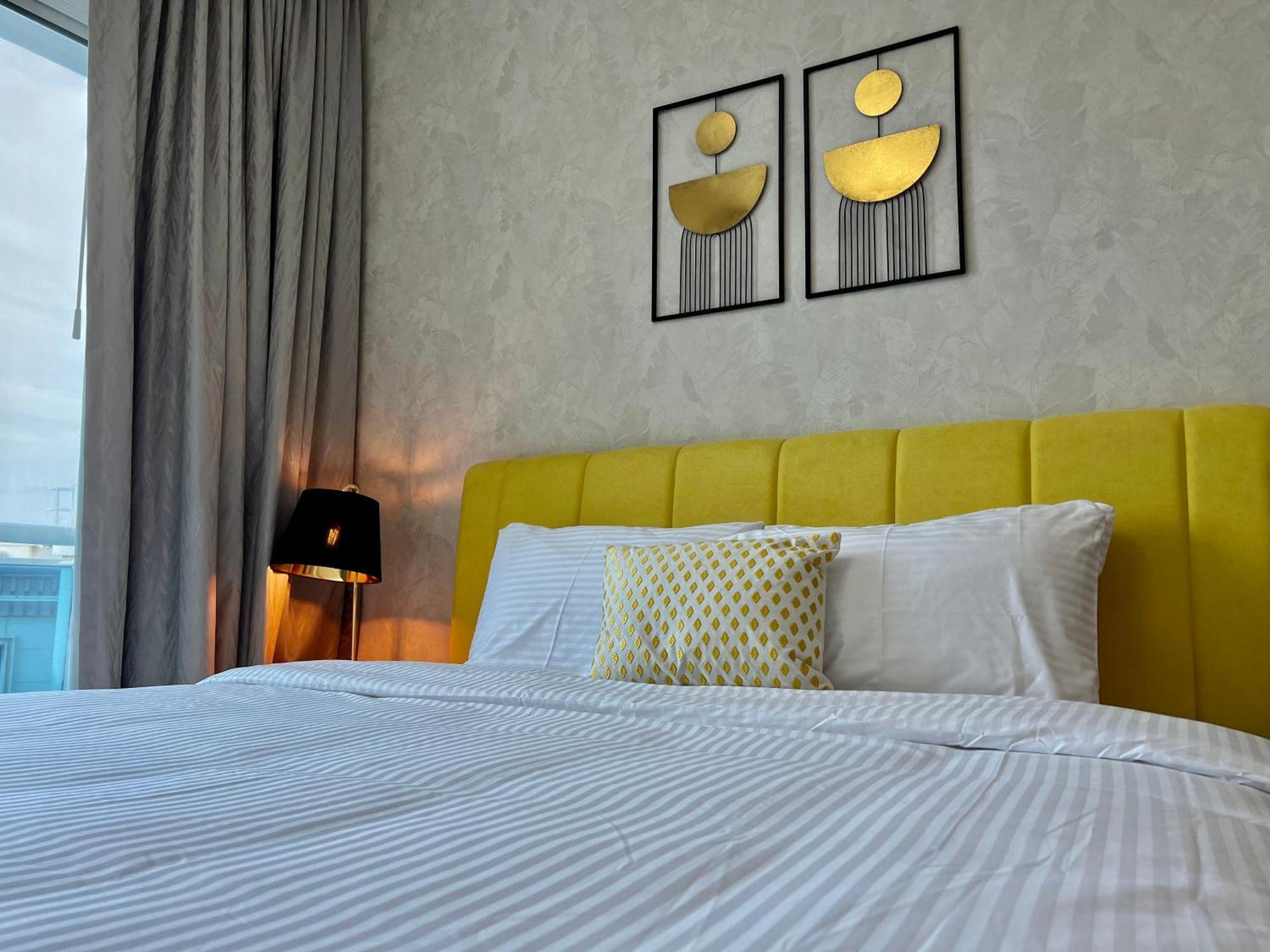 Cosmos Living Stunning In Vista Impz Apartment Dubai