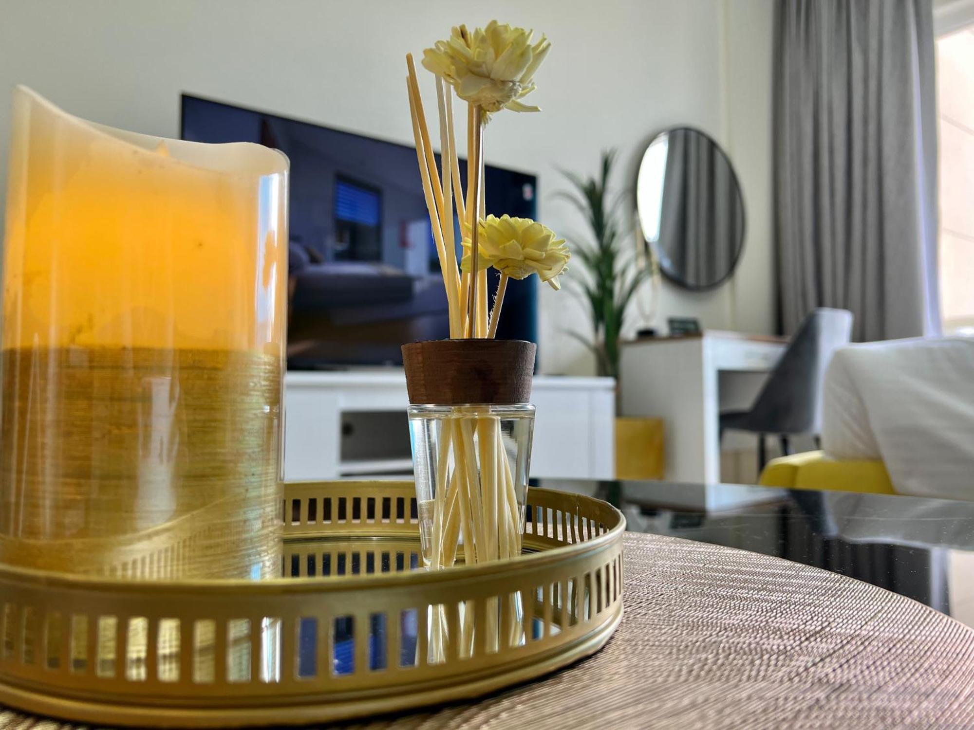 Cosmos Living Stunning In Vista Impz *