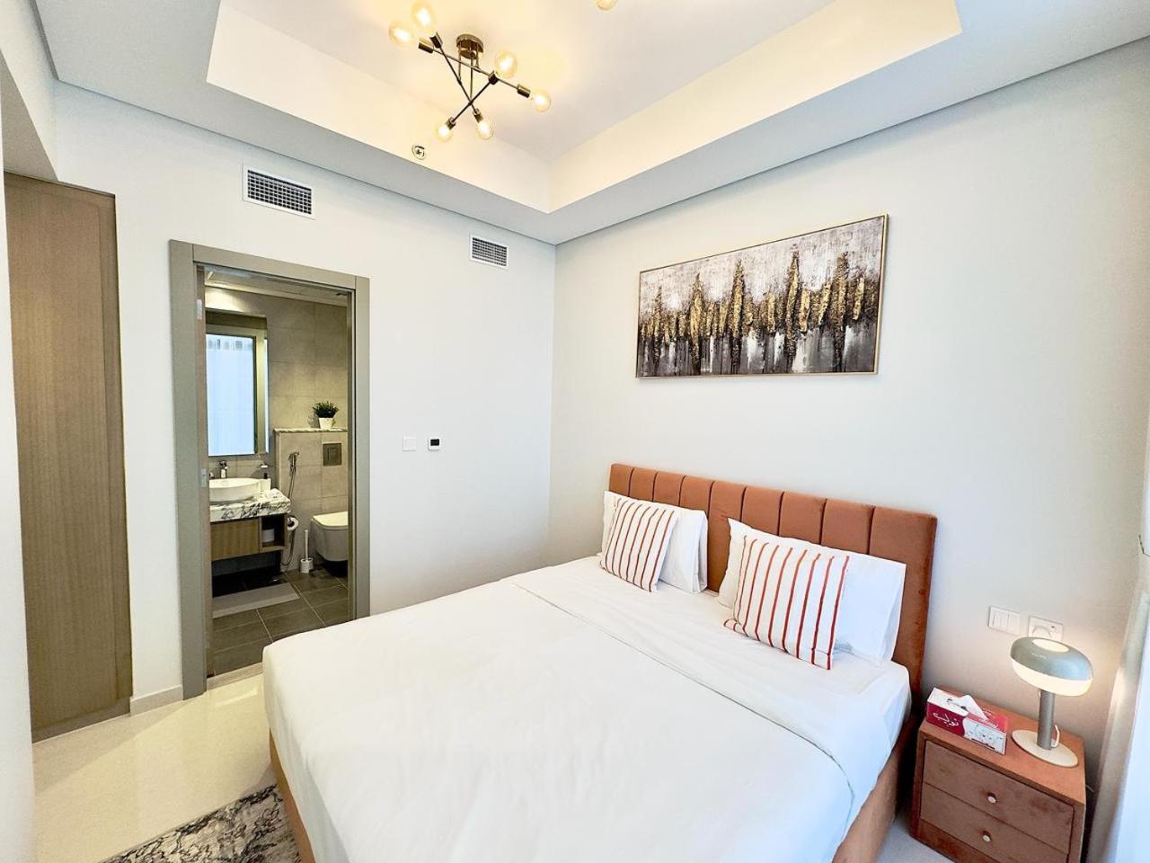 Luxury Two Bed In Business Bay Apartment Dubai