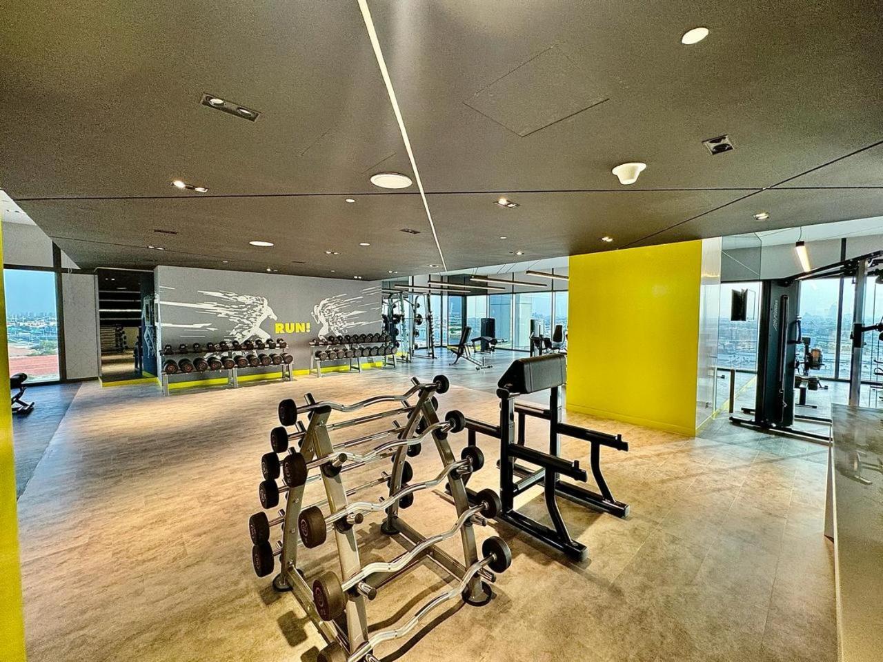 Luxury Two Bed In Business Bay Apartment Dubai