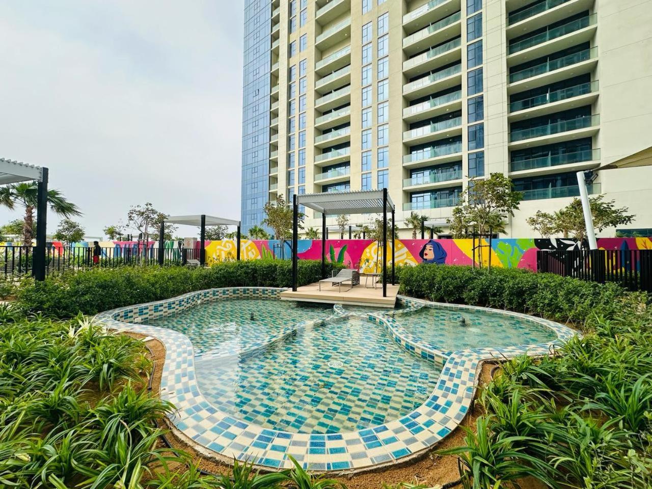 Luxury Two Bed In Business Bay * Dubai
