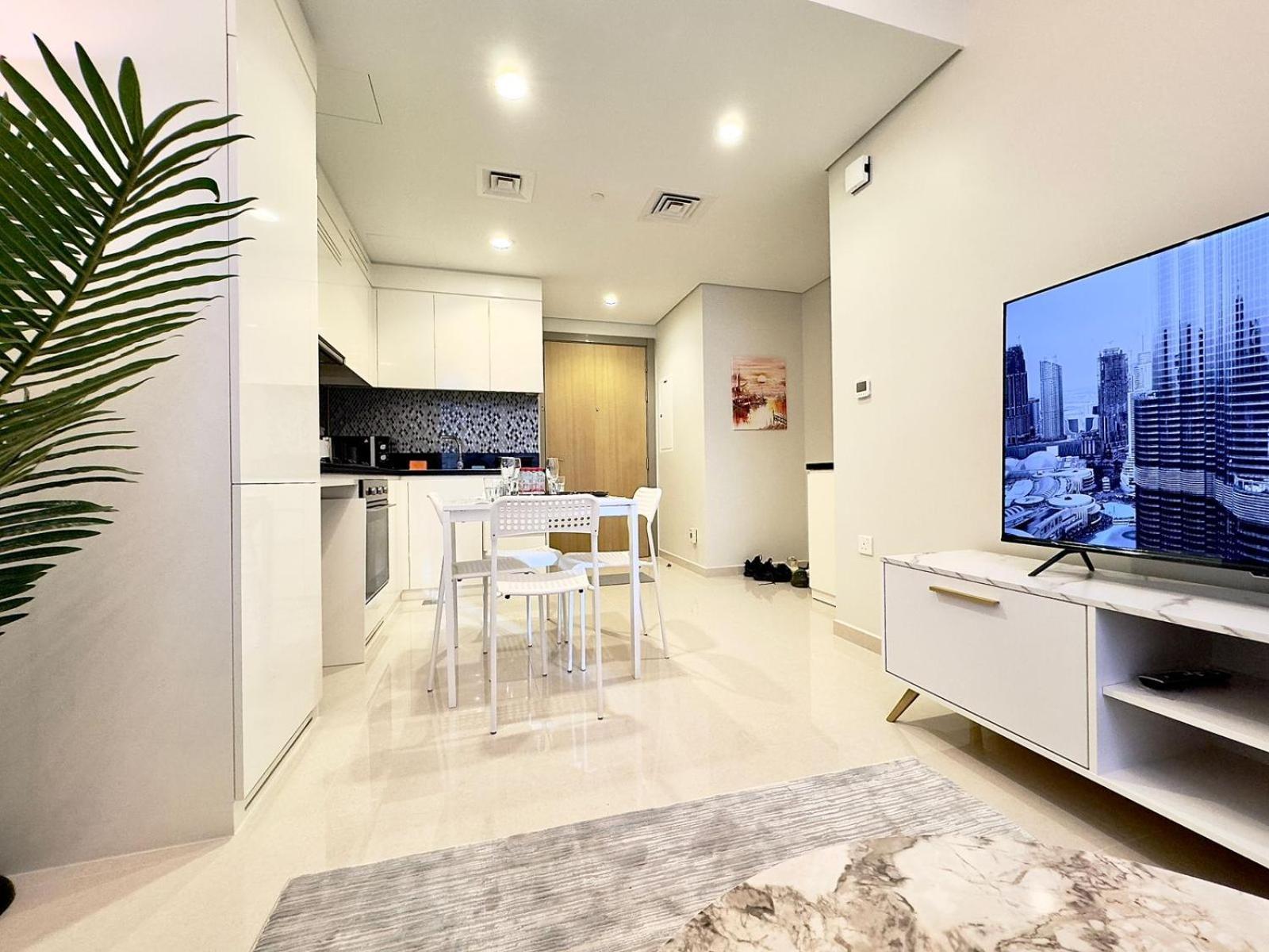 Apartment Luxury Two Bed In Business Bay Dubai