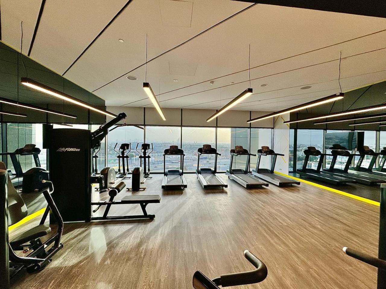 Luxury Two Bed In Business Bay Dubai
