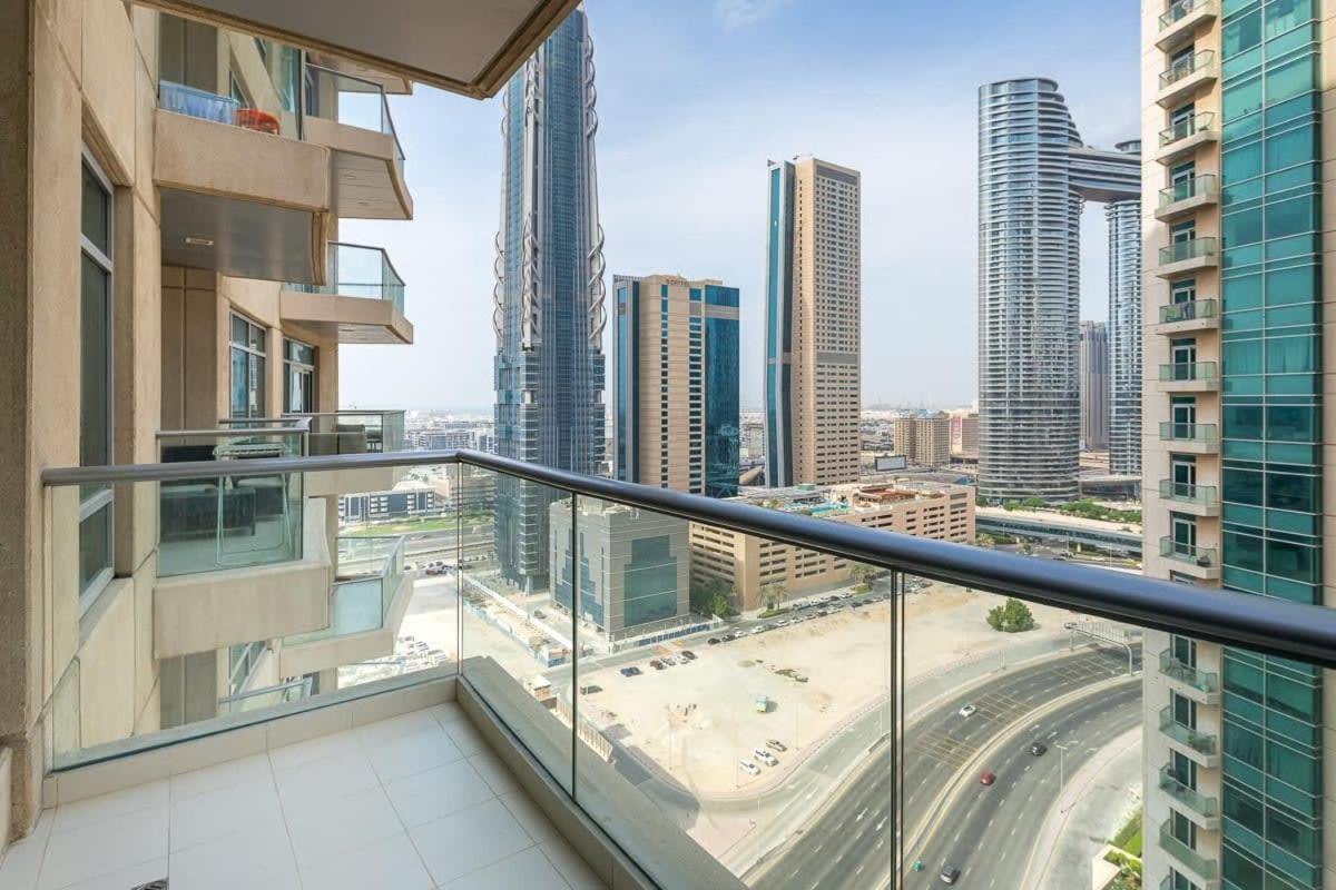 Apartment Frank Porter - The Lofts Dubai