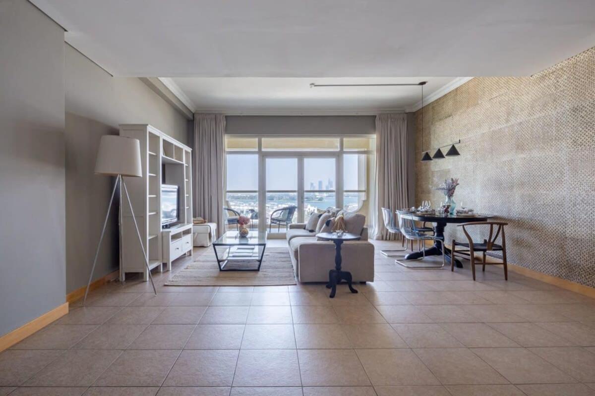 Frank Porter - Al Haseer * Dubai