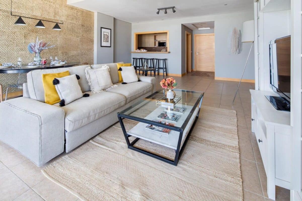 Frank Porter - Al Haseer Apartment *