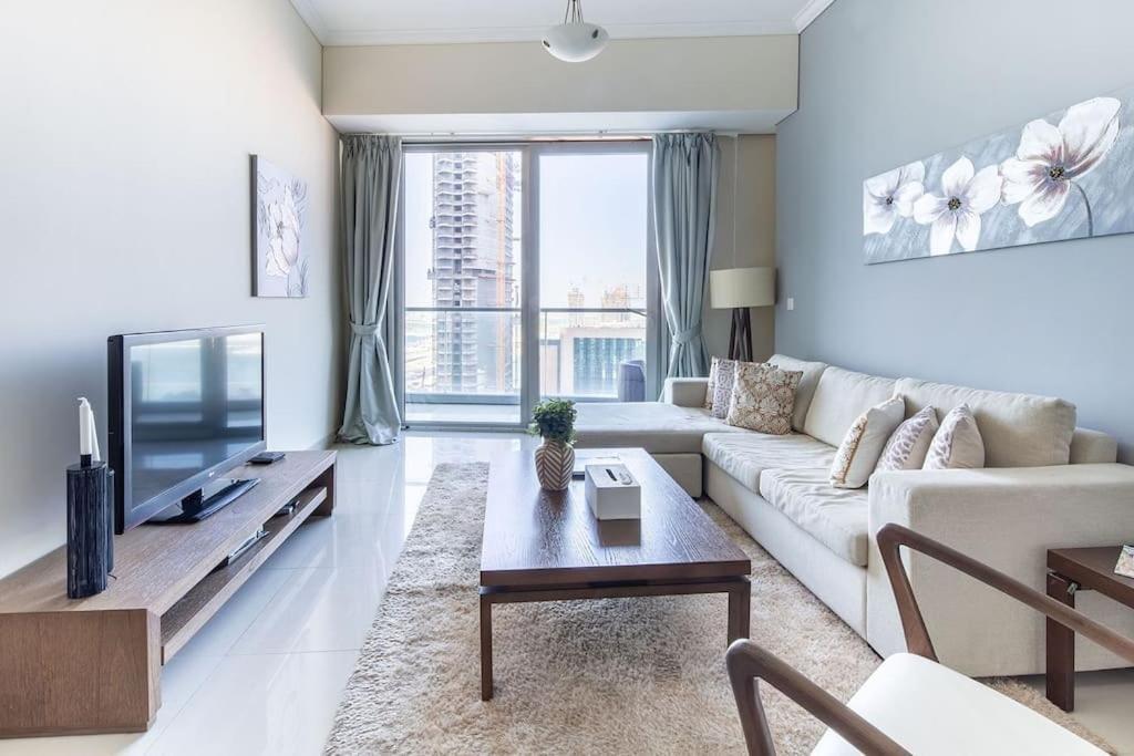 Frank Porter - Ocean Heights, Marina Apartment