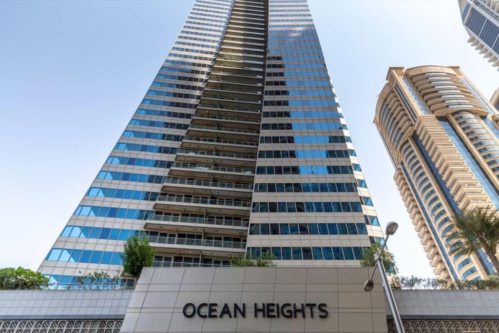 Frank Porter - Ocean Heights, Marina