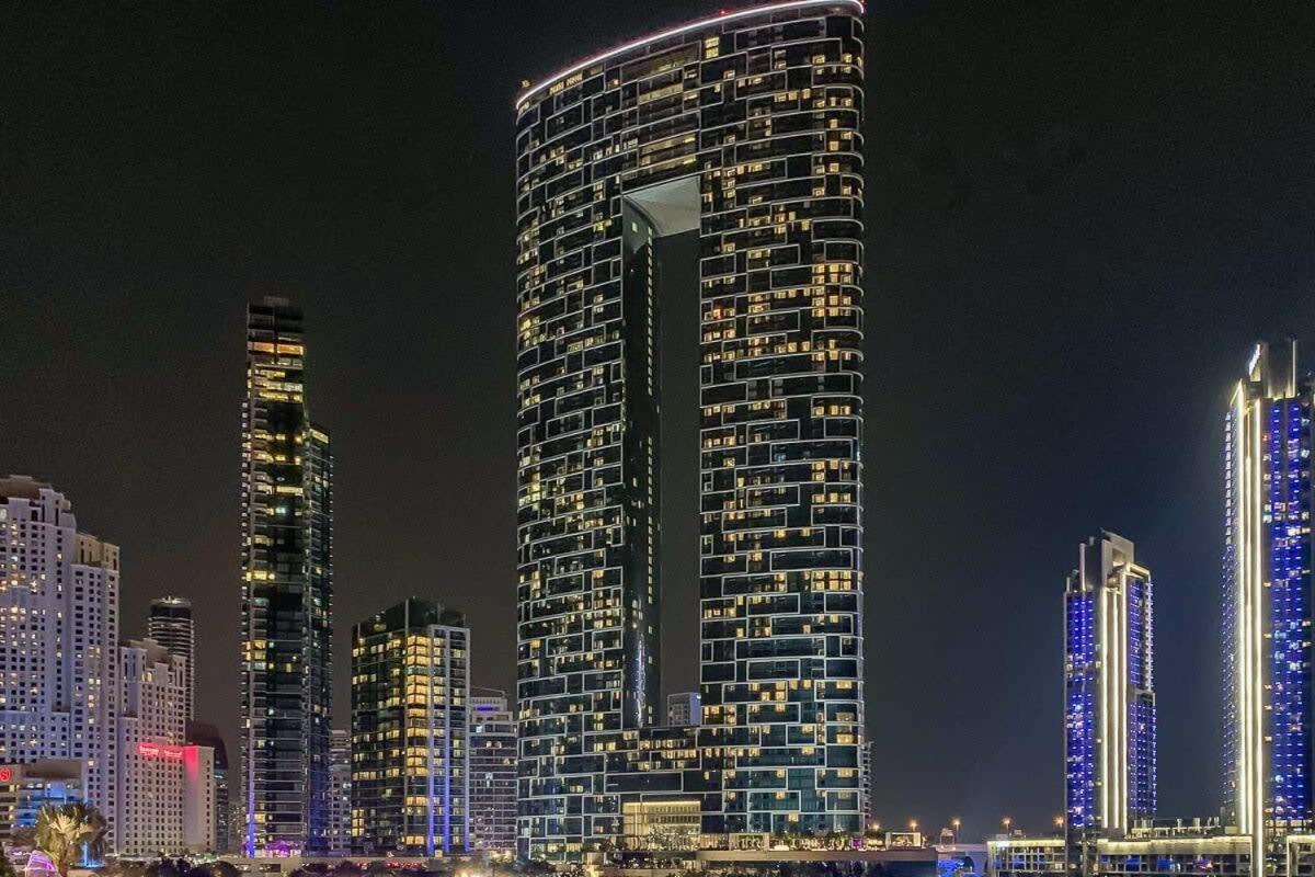 Frank Porter - The Address Jbr Apartment Dubai