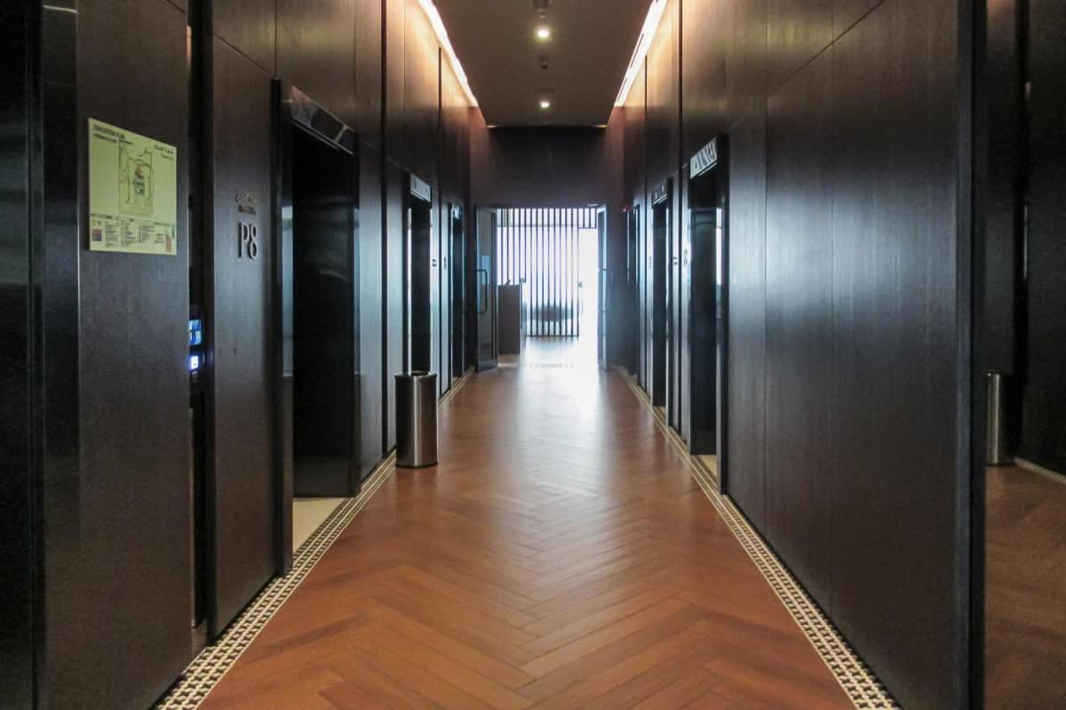Frank Porter - Marina Gate 3 *