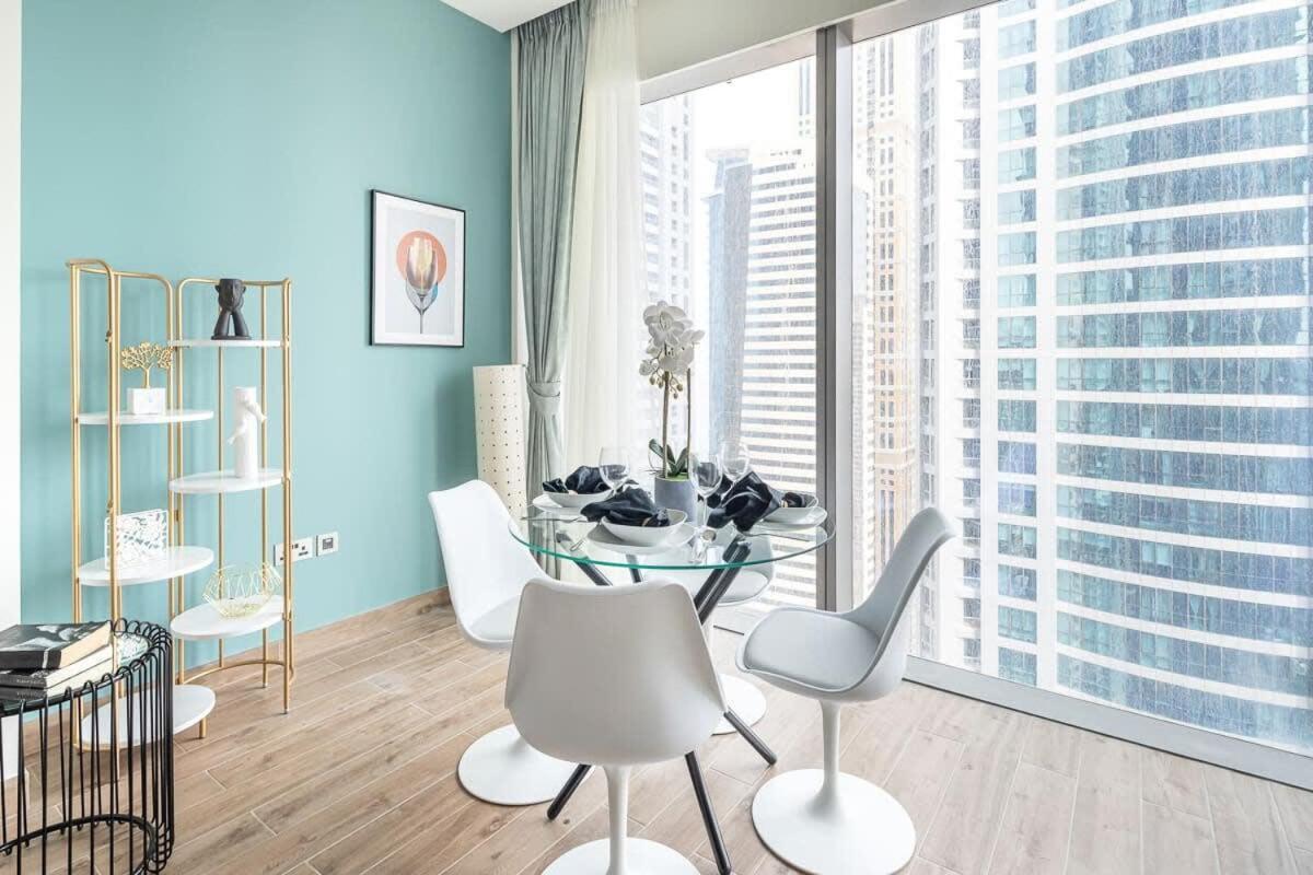 Frank Porter - Marina Gate 3 Apartment Dubai