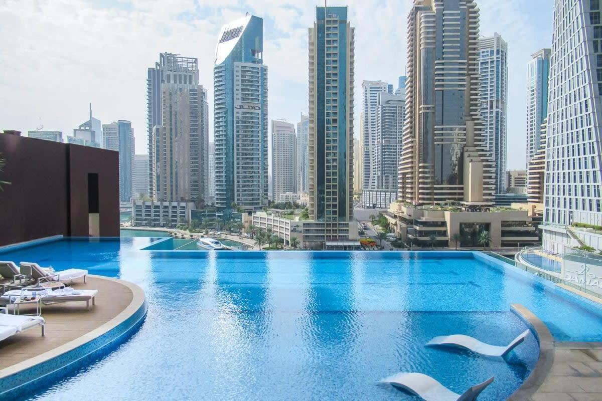 Frank Porter - Marina Gate 3 Apartment