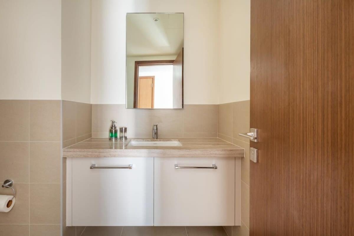 Apartment Frank Porter - Blvd Heights T1 Dubai