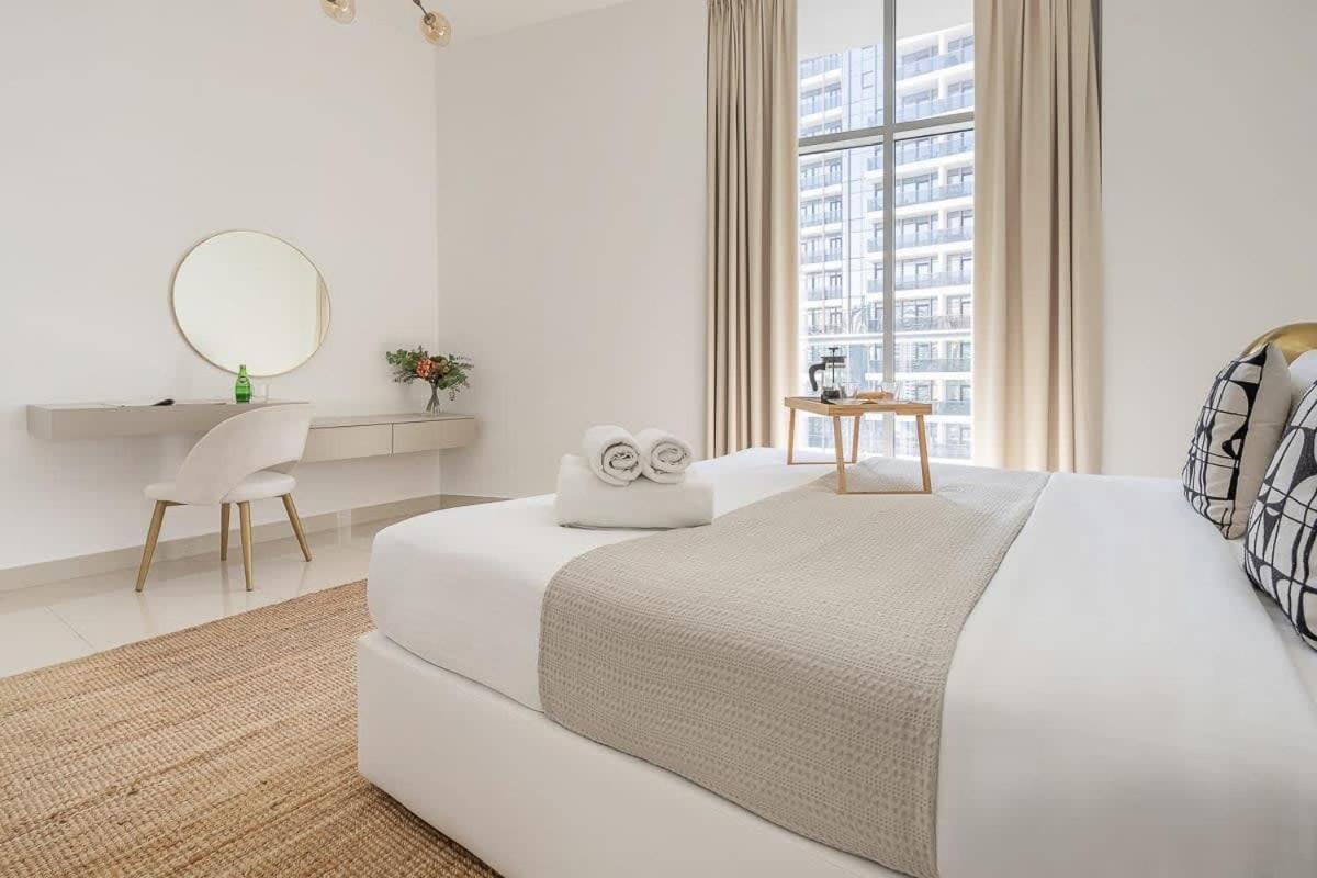 Frank Porter - Marina Wharf 2 Apartment *