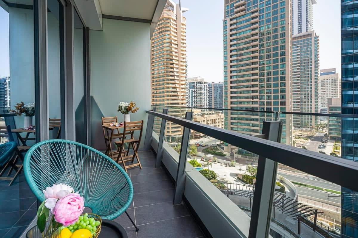 Apartment Frank Porter - Silverene Tower B Dubai