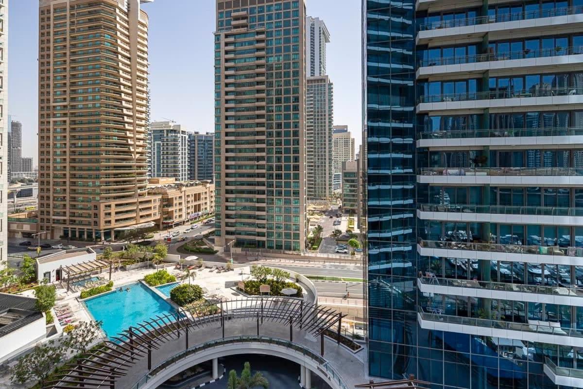 Frank Porter - Silverene Tower B Apartment