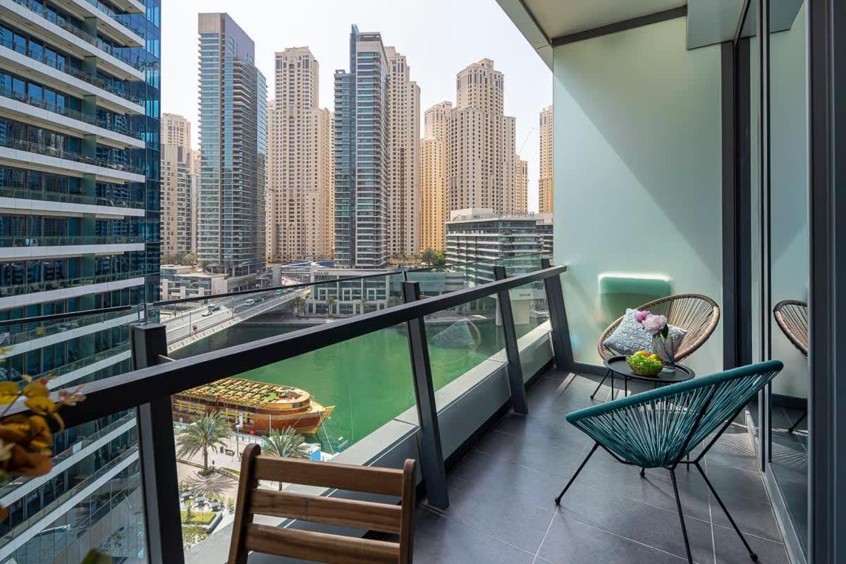 Frank Porter - Silverene Tower B Apartment Dubai