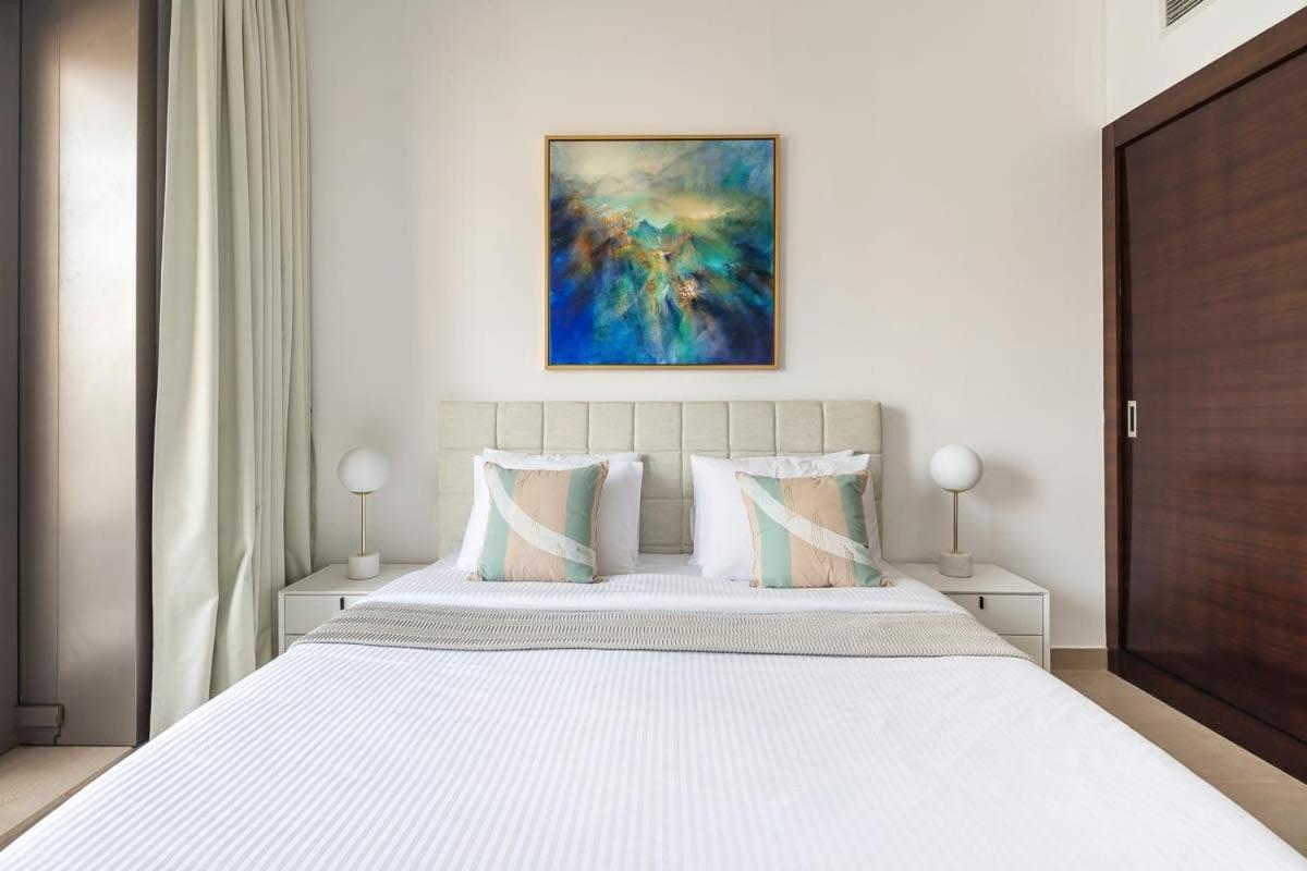Apartment Frank Porter - Sparkle Tower 1 Dubai