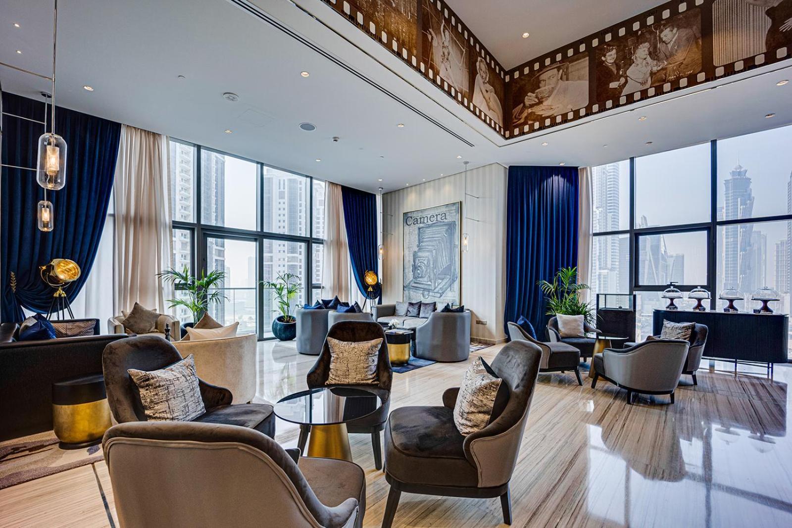 Luxury In Paramount Midtown Apartment Dubai