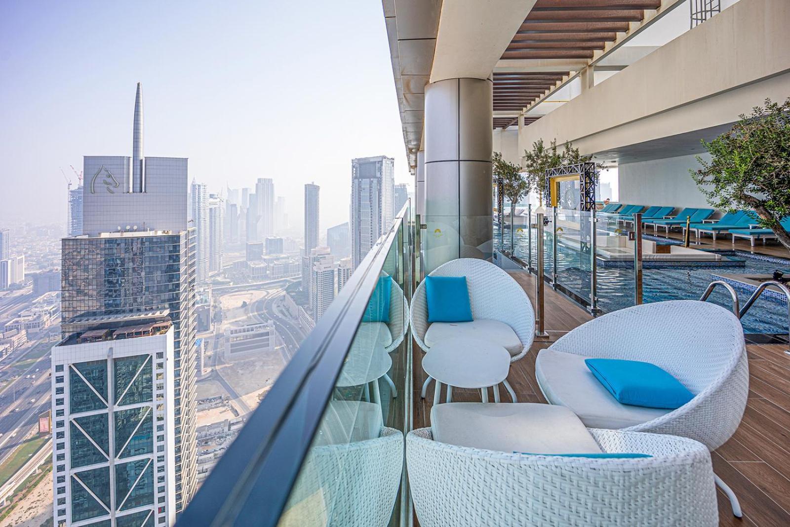 Apartment Luxury In Paramount Midtown