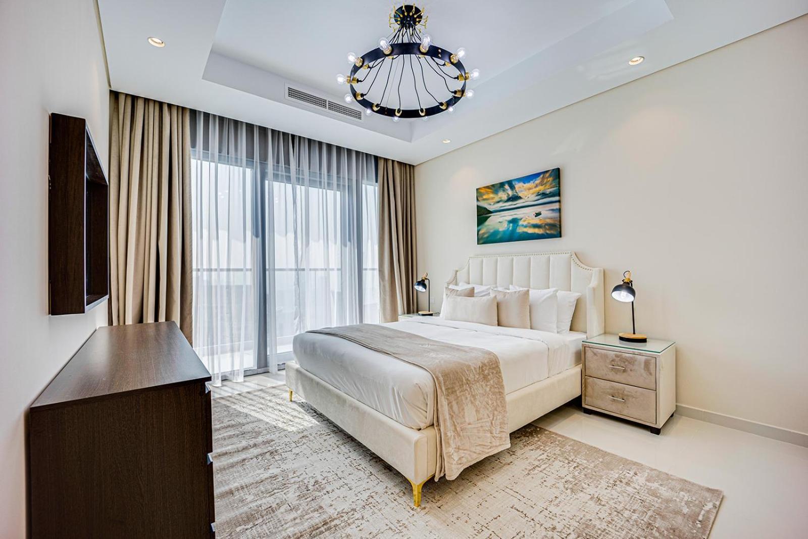 Luxury In Paramount Midtown *