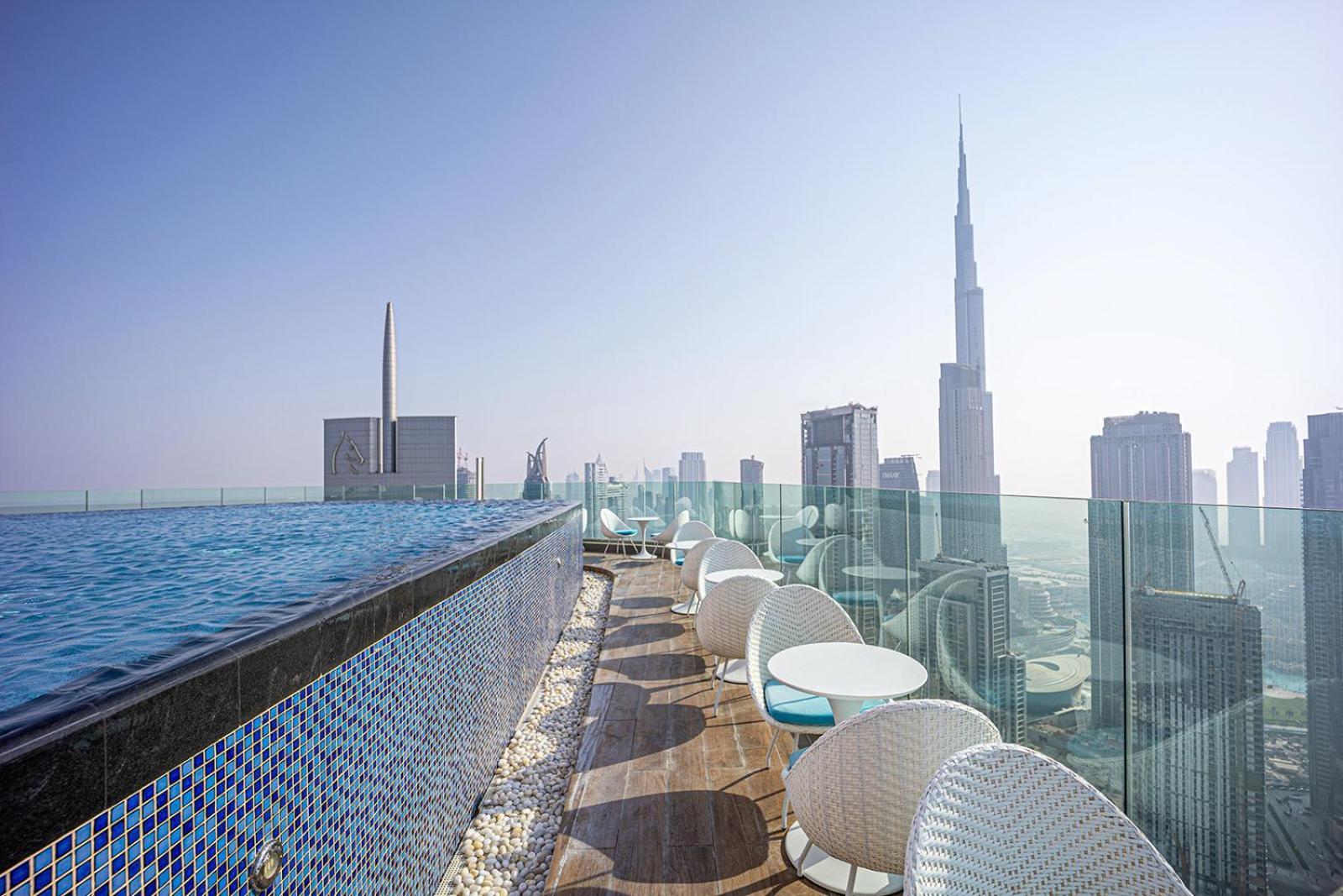 Luxury In Paramount Midtown Dubai