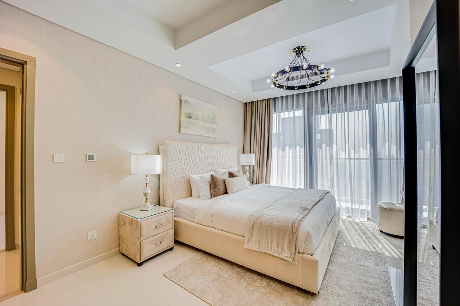 Luxury In Paramount Midtown *
