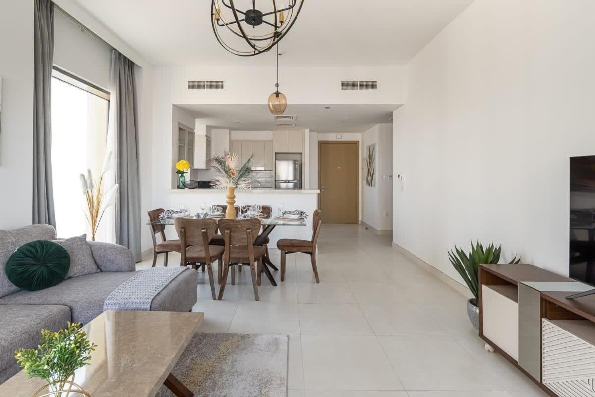 Frank Porter - Creekside 18 Apartment *