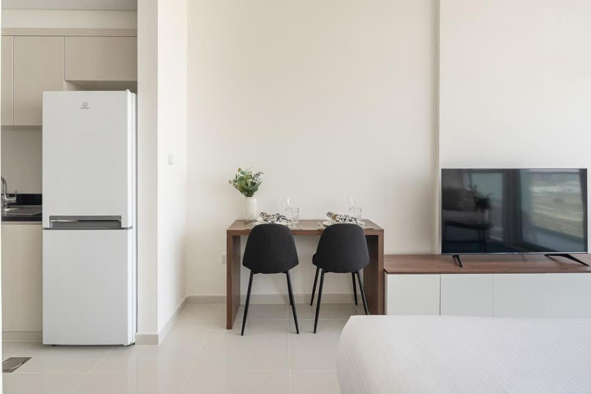Apartment Frank Porter - Carson Tower C