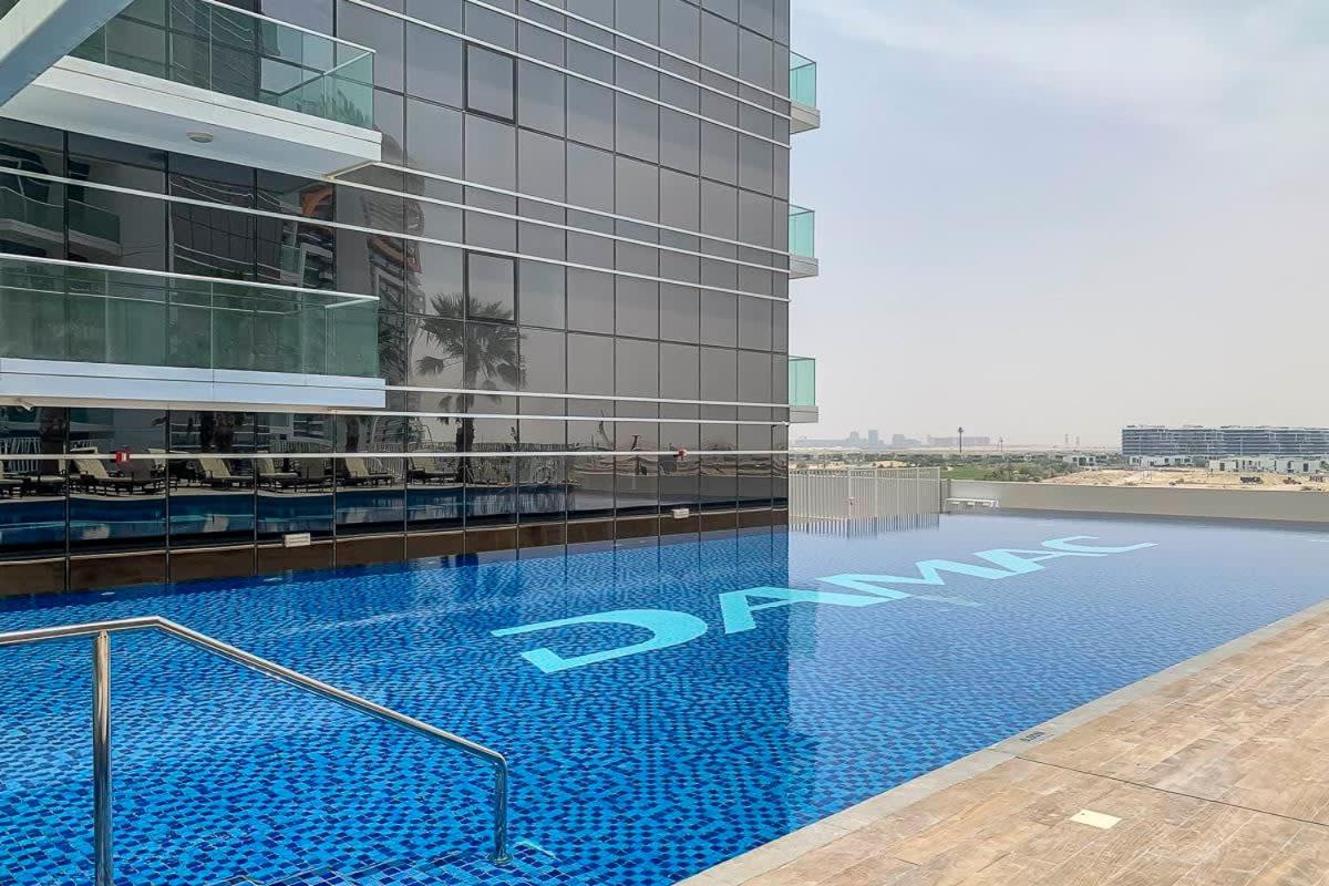 Frank Porter - Carson Tower C Apartment *