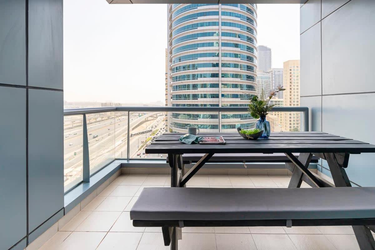 Apartment Frank Porter - Marina Tower B