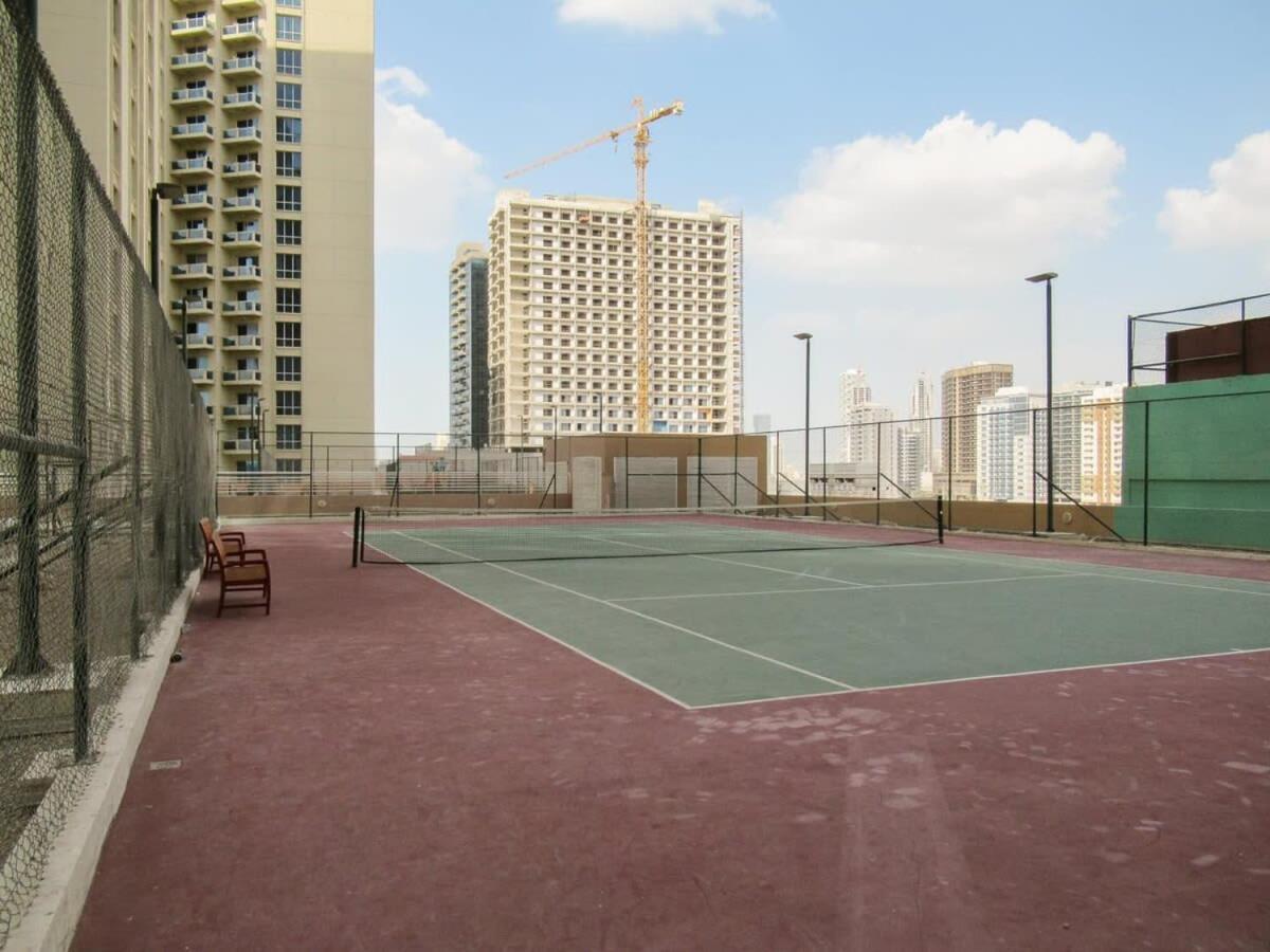 Frank Porter - Damac Crescent A