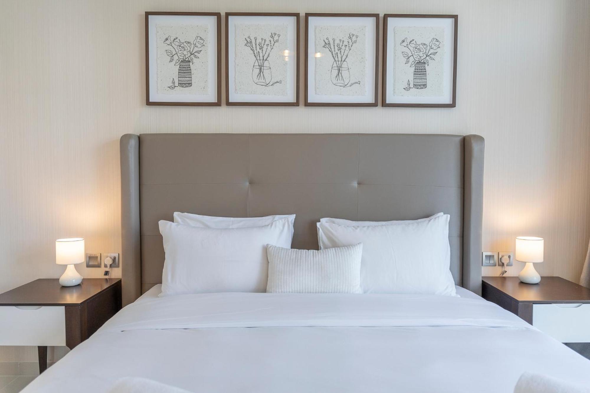 Apartment Stylish Stayz Beautiful Modern With Burj Khalifa Views Dubai