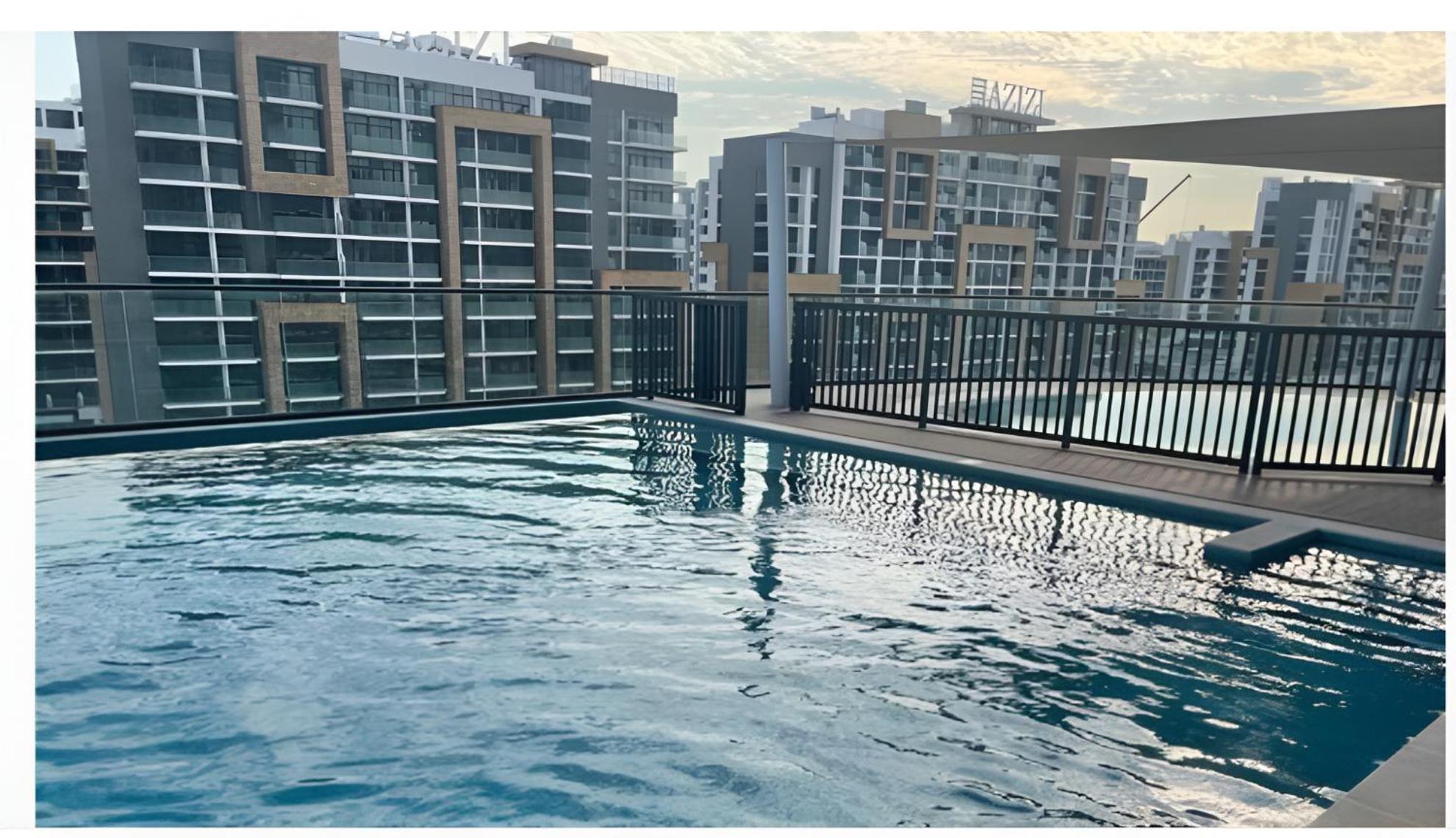 Apartment Brand New Apt, 10 Min To Downtown - Sobha Waves Dubai
