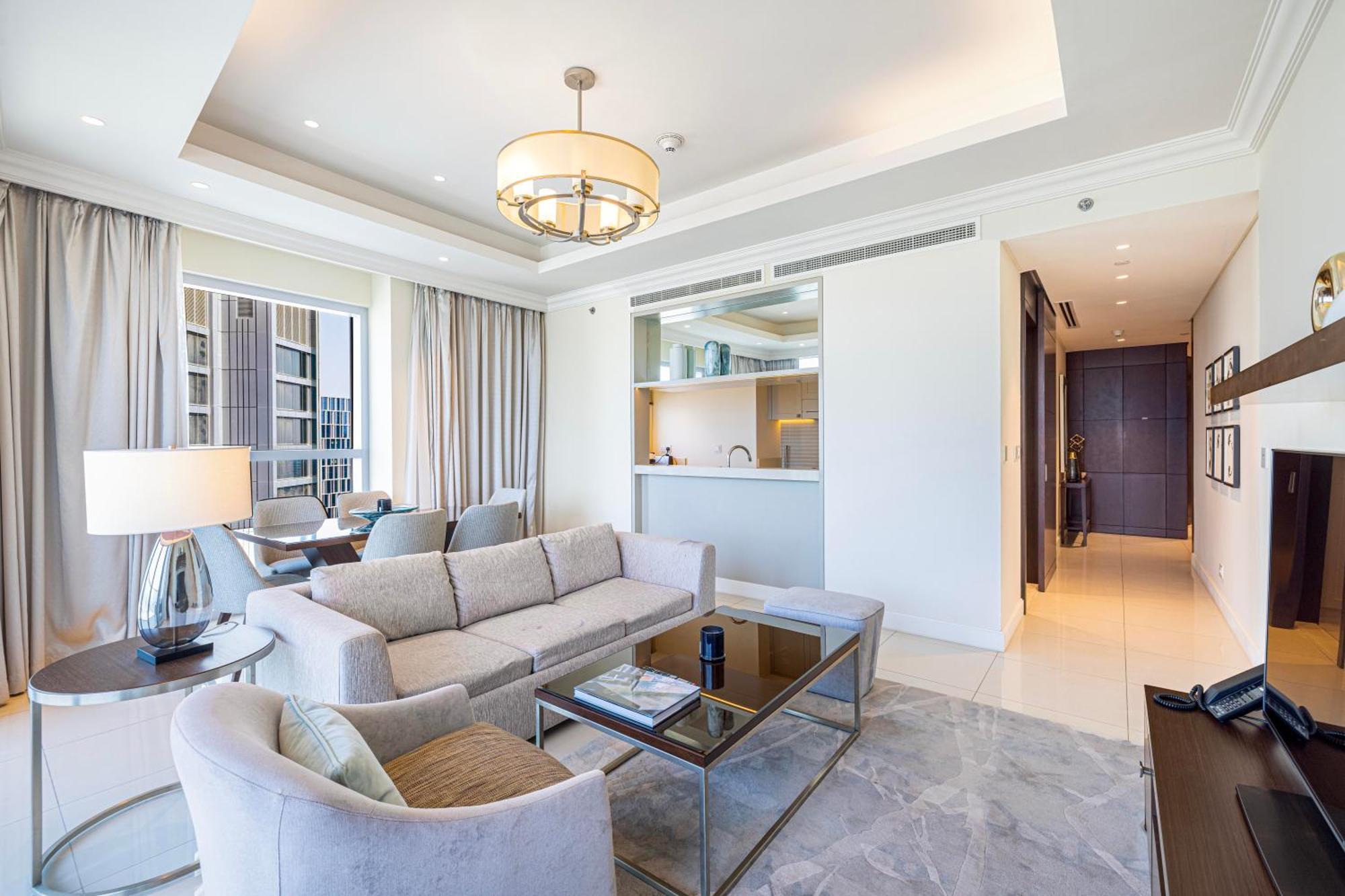 The Address Fountain Views 2 Bedroom With Burj Khalifa View And Access To Mall