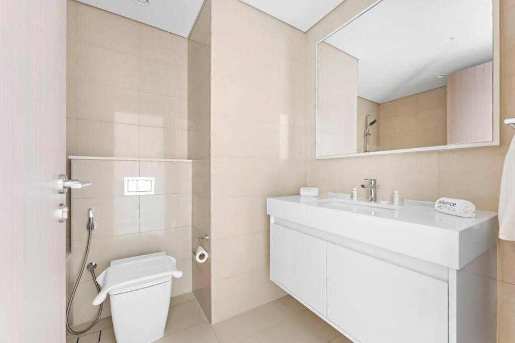 Burj Royale - Burj Khalifa View - 4m Walk To Mall Apartment Dubai
