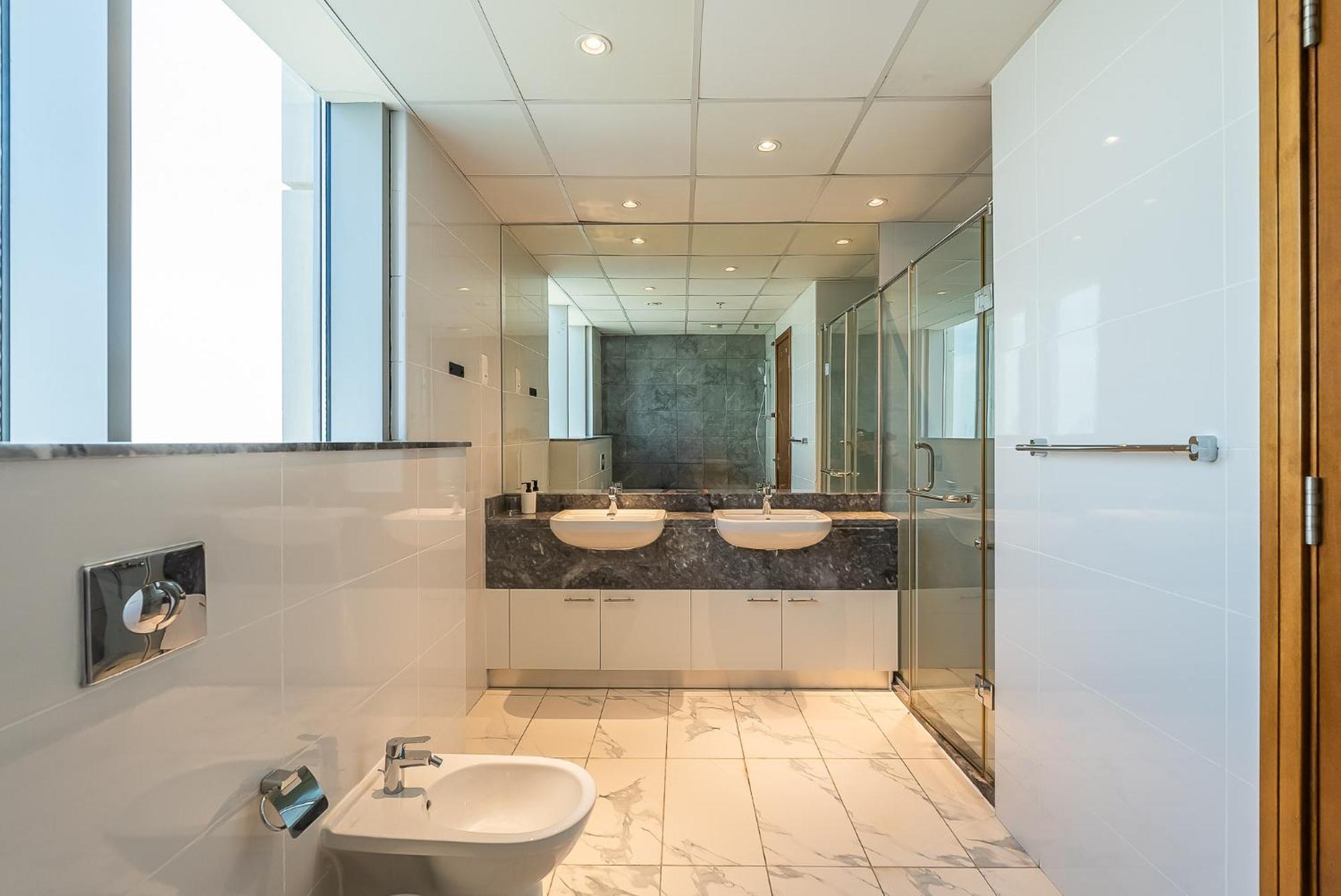 Noora Tower I Habtoor I Spacious 3bdr Maid I Business Bay Apartment
