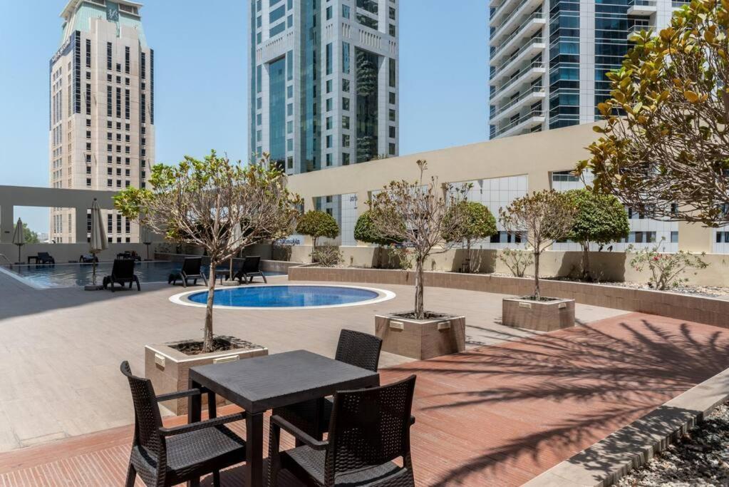 Apartment First Class 1br Modern And Spacious *