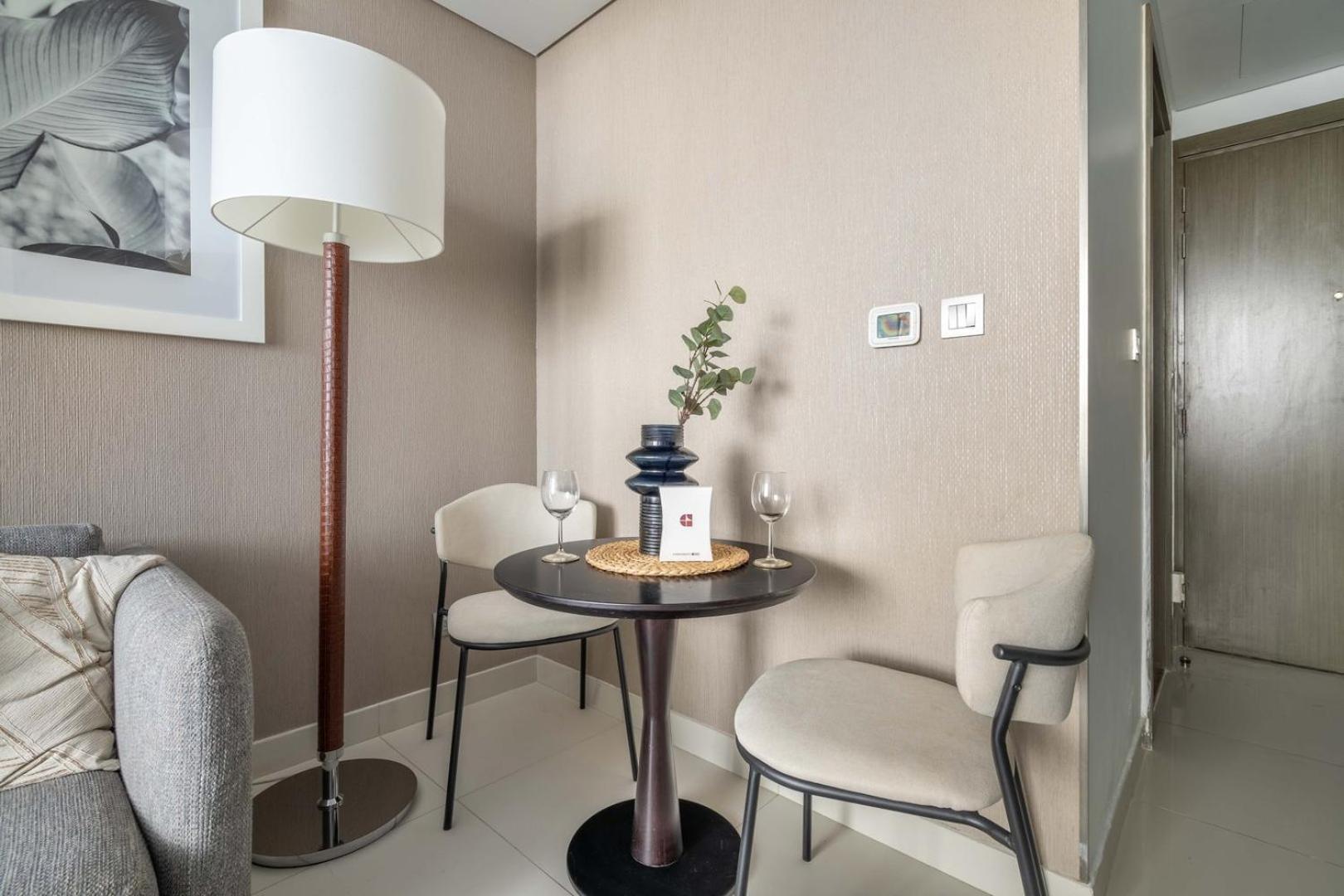 Guestready - Stylish With Canal View Dubai