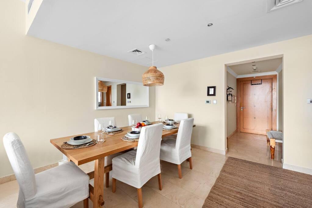 First Class 2br Modern And Stylish Apartment *